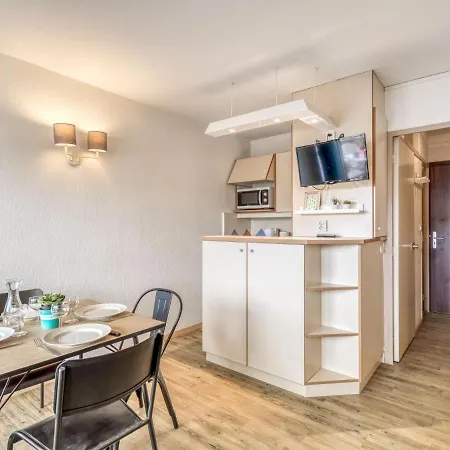 Apartment Les Platanes-8 By Interhome Sainte-Maxime